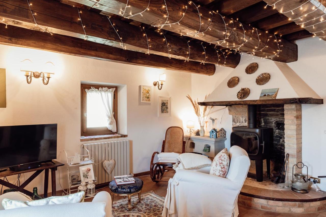 B&B Casatorre Saludecio 외부 사진